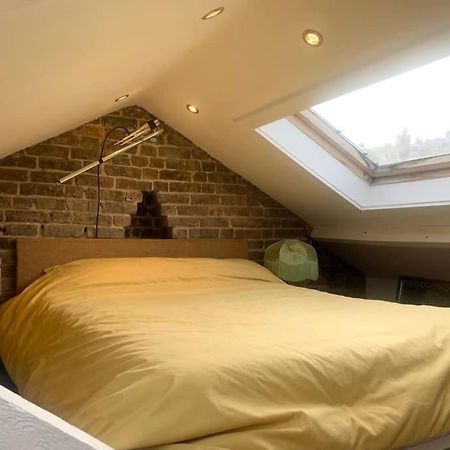 Funky 2 Bedroom Apartment In Town Centre 哈斯丁 外观 照片